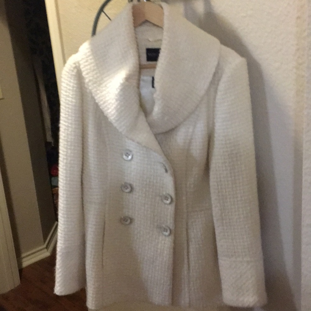 Women’s WHBM cream coat Wool and Polyester